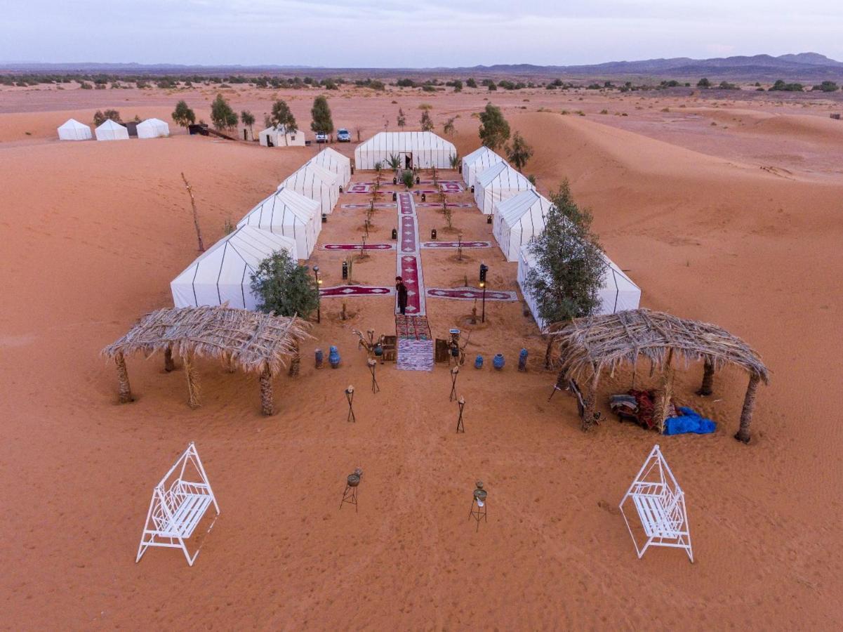 Luxury Traditional Tent Camp Merzouga Exteriör bild